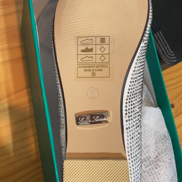 Lauren Lorraine Shoes - Beautiful diamond silver flats